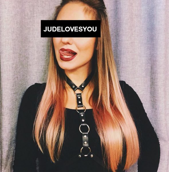choker-harness-lick